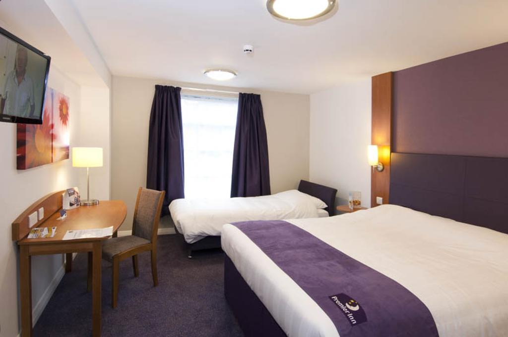 Premier Inn Newcastle - Gosforth/Cramlington Phòng bức ảnh