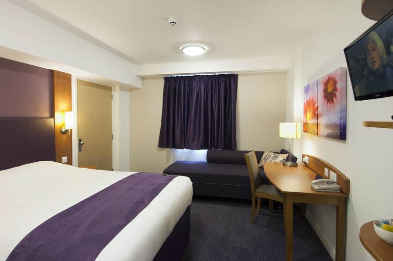 Premier Inn Newcastle - Gosforth/Cramlington Ngoại thất bức ảnh