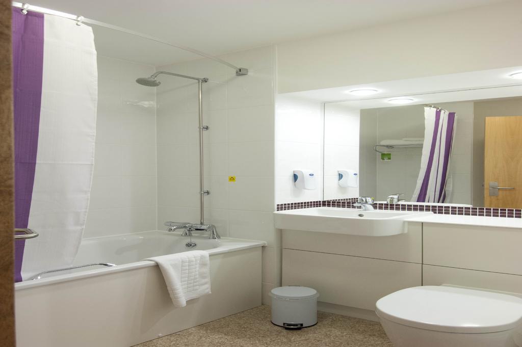 Premier Inn Newcastle - Gosforth/Cramlington Ngoại thất bức ảnh